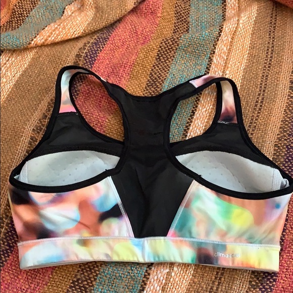 Adidas climacool sports bra. Size S A/B - Picture 3 of 4